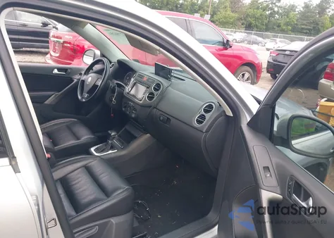 2010 Volkswagen Tiguan Se from USA, damaged, VIN WVGAV9AX5AW001547